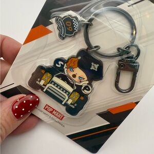 NEW PopMart POPCAR Super Track Series Keychain - SKULLPANDA Vintage Police Car